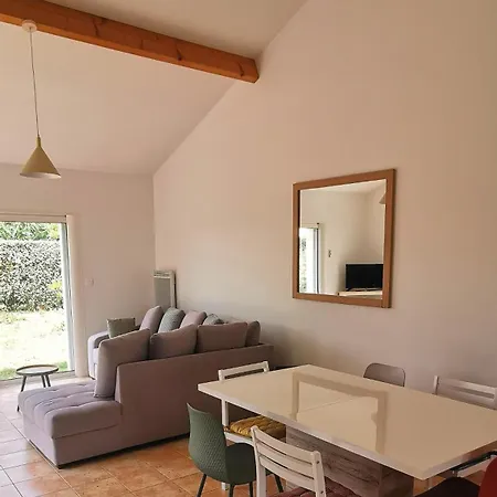 Maison De